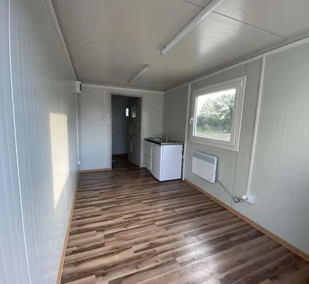 6 × 2.40 m office container, WC + shower + kitchen