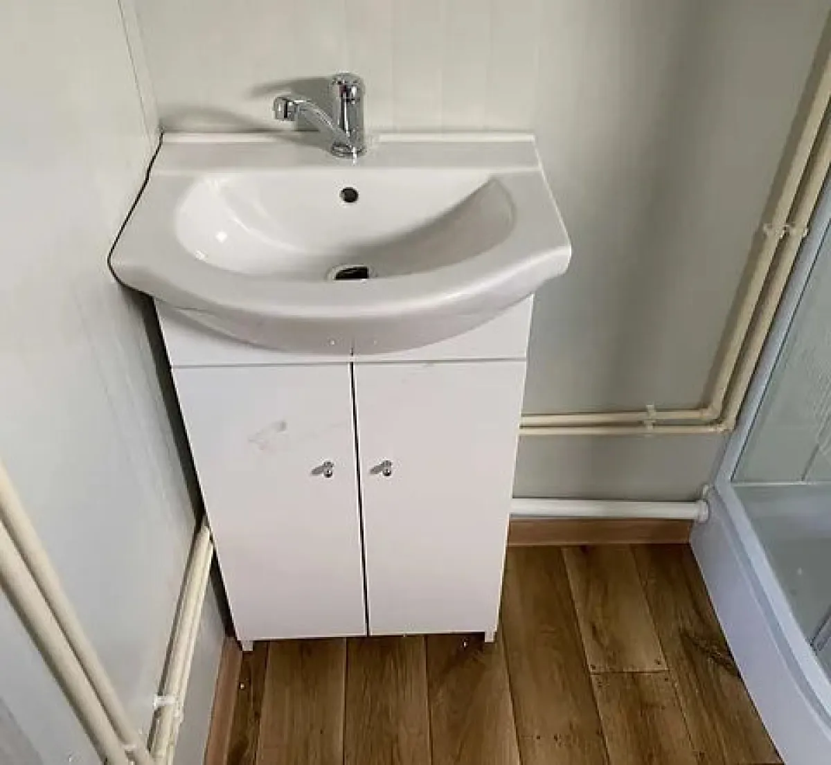 6 × 2.40 m office container, WC + shower + kitchen