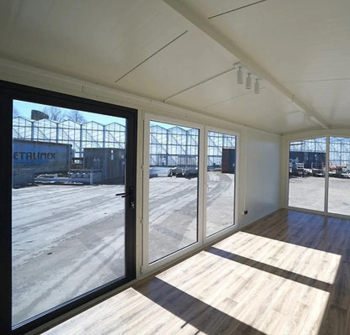 Container ufficio 18 m² 6 × 3 × 2,6 m EPS 100