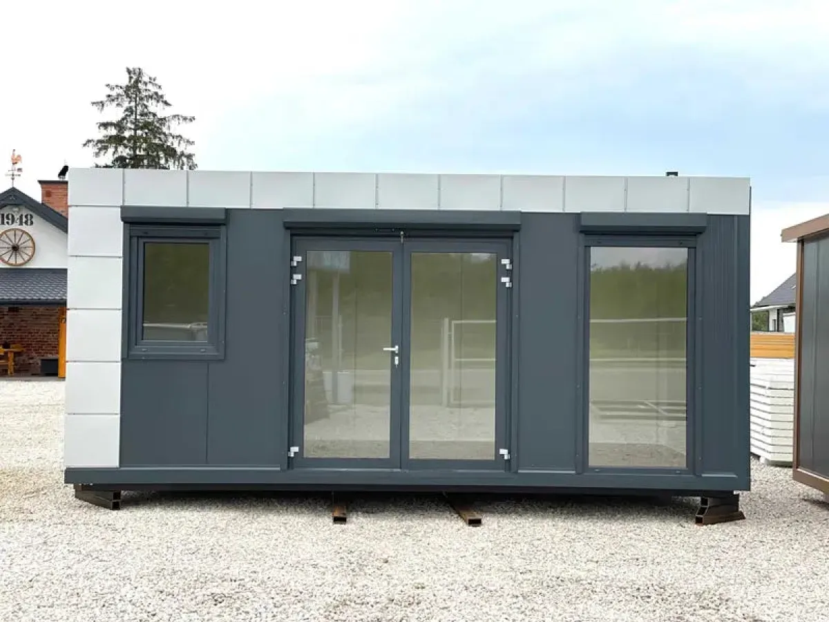 Container modulare Premium C4100 con facciata vetrata