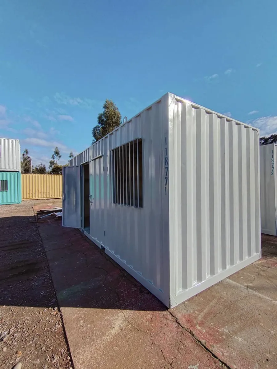 20' kantoorcontainer met badkamer, RAL 7035
