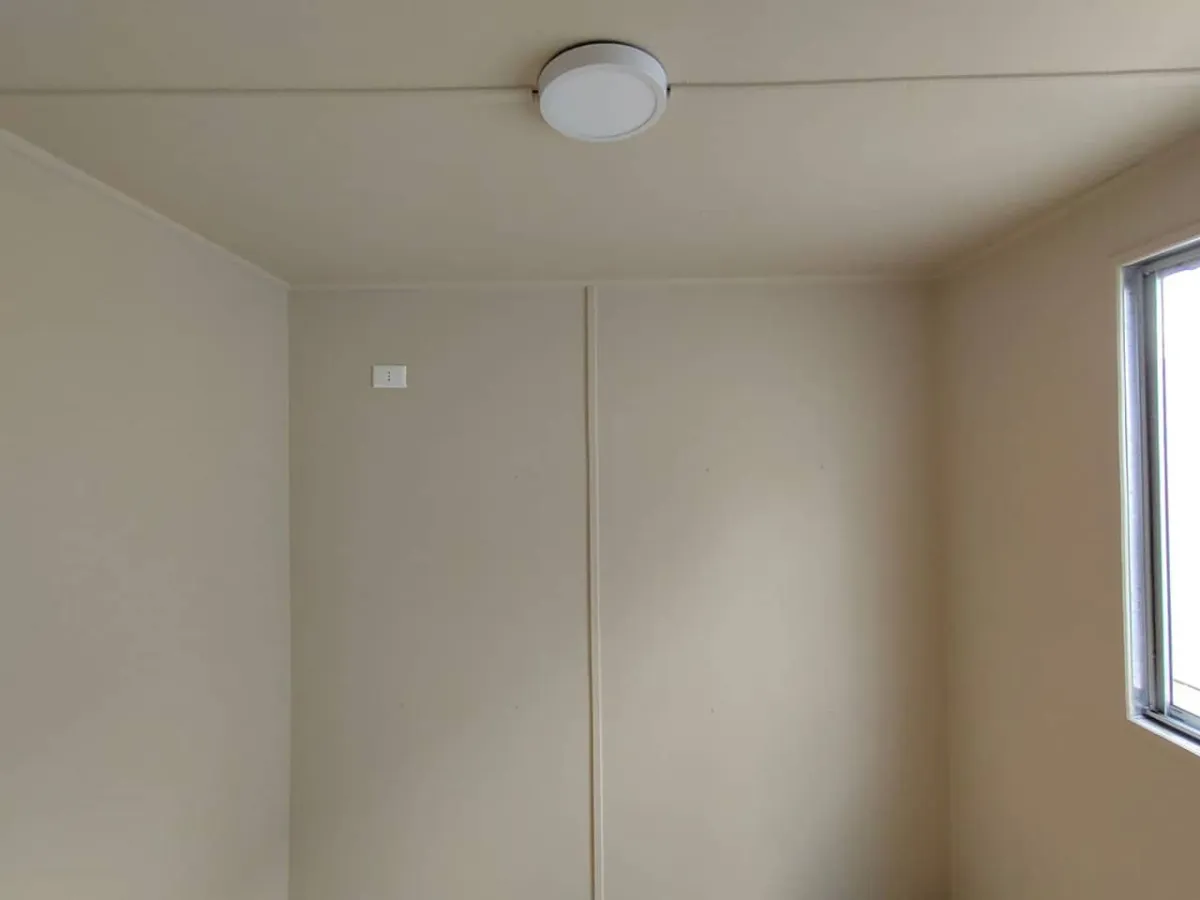 20' kantoorcontainer met badkamer, RAL 7035