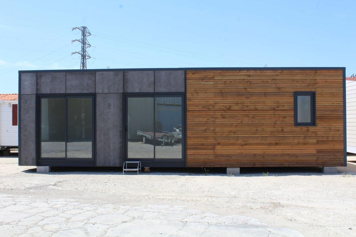 KVIP-Modul 10,5 × 4 m, offen, Holz und Viroc