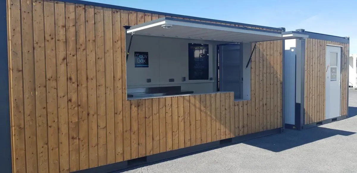 Container bar 20' allestito