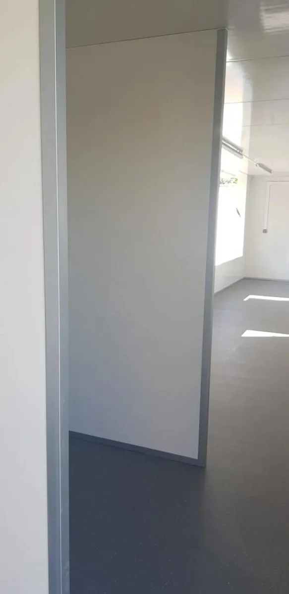 40' bar-container met houten bekleding