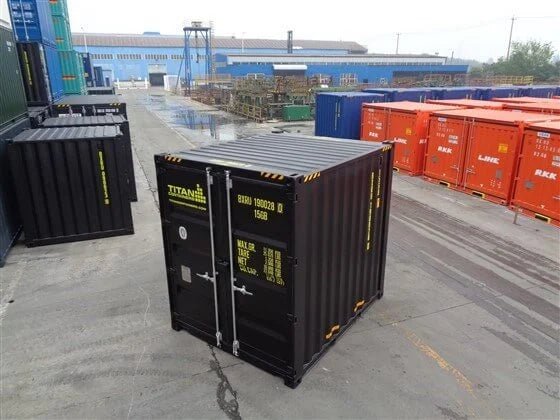 Neuer 10'-HC-Seecontainer, schwarz