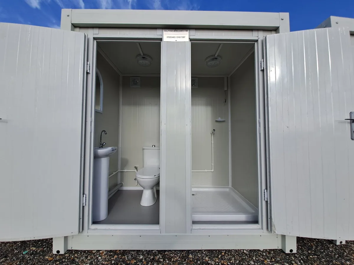 Módulo sanitario WC + lavabo + ducha conectable