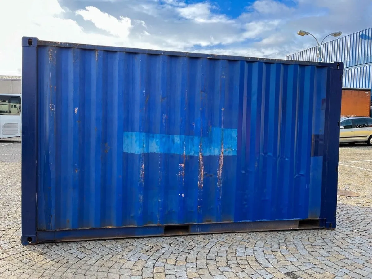 Contenedor 15' (4,5 m) HZKU 822 417-9