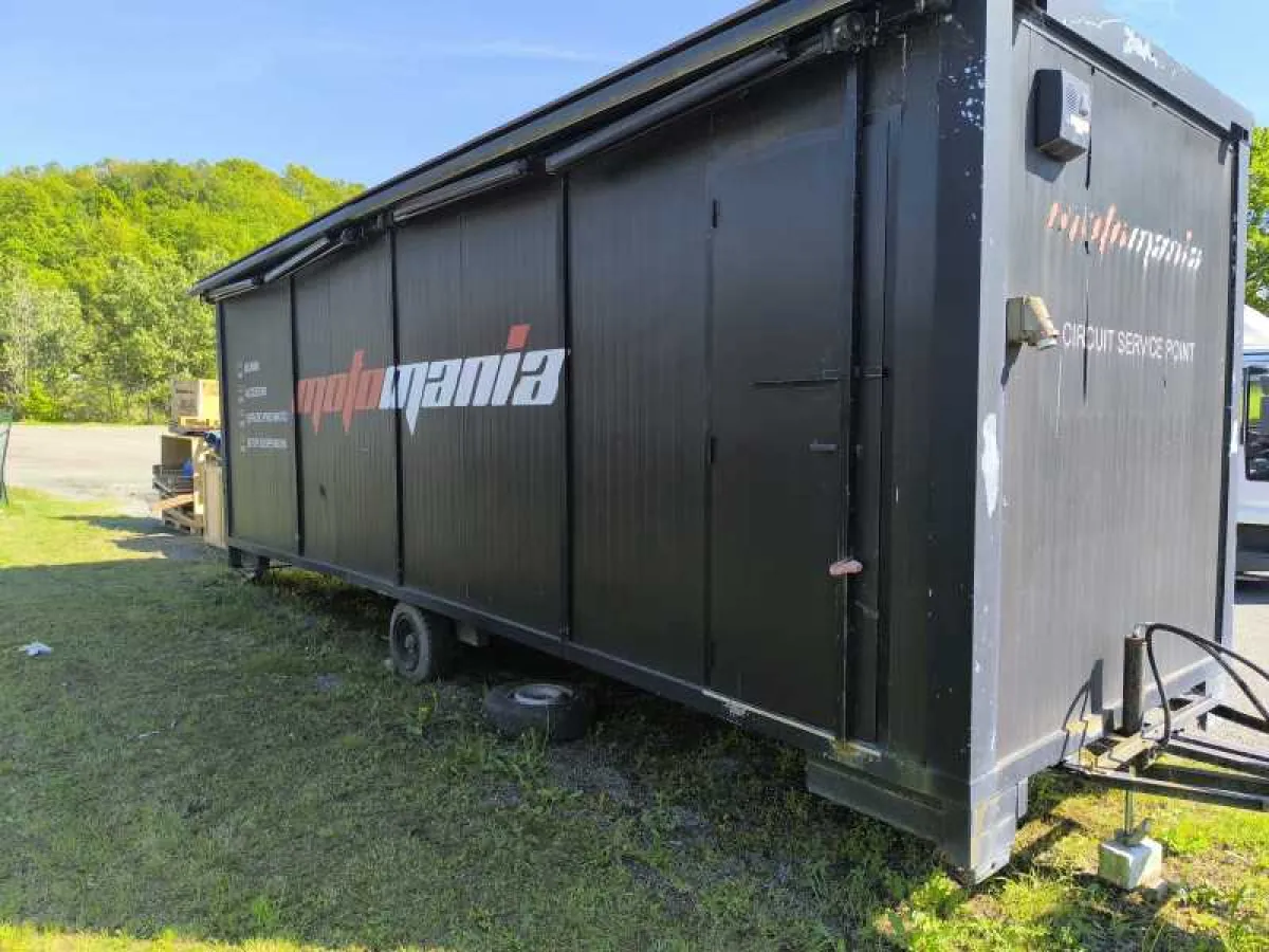 Umbau-Container wind- und wasserdicht