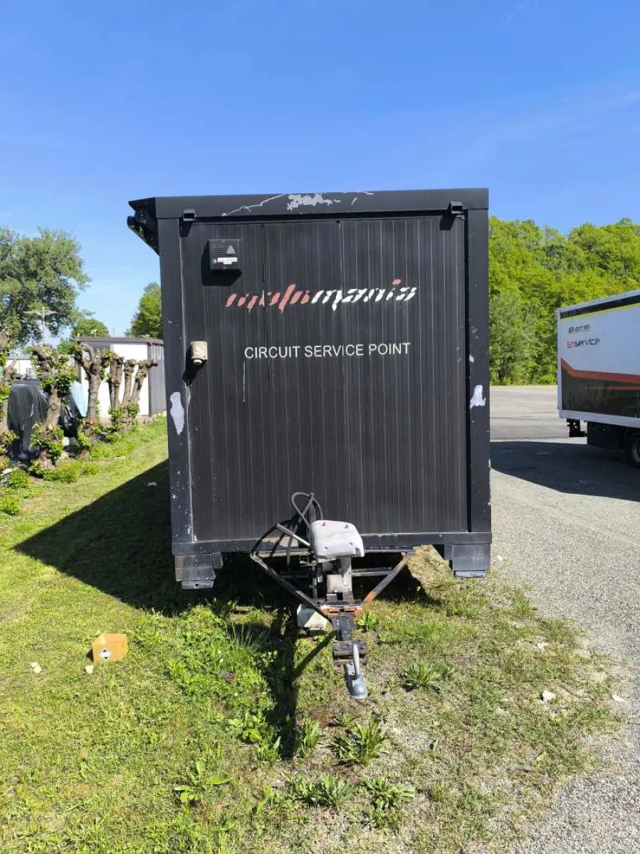 Umbau-Container wind- und wasserdicht